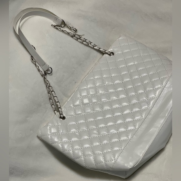 Purse - Picture 2 of 3